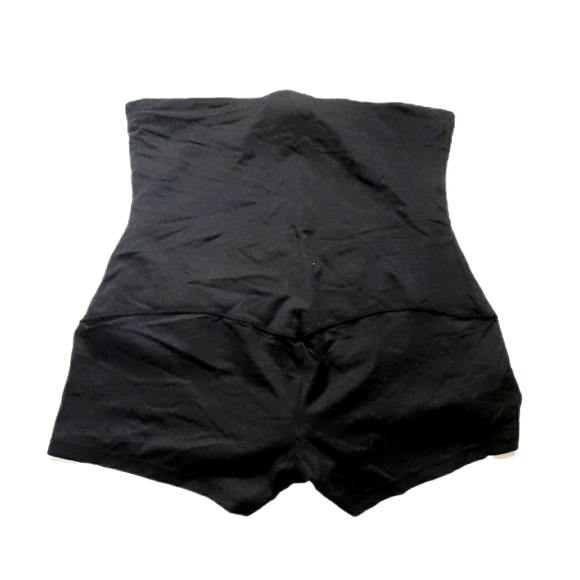 Reserved ! Maidenform High Waisted Shaper Shorts - Picture 2 of 2